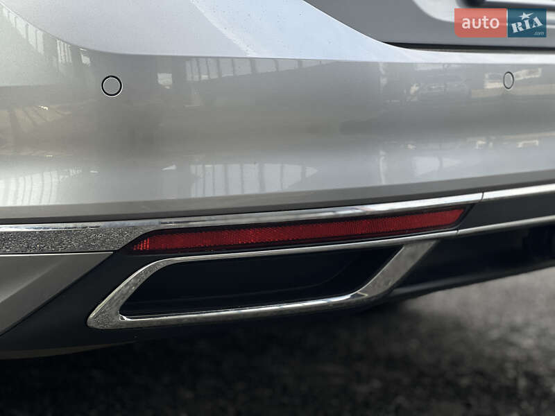 Універсал Volkswagen Passat 2019 в Ужгороді