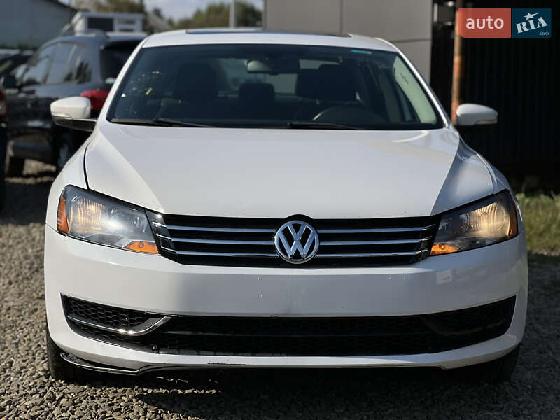 Седан Volkswagen Passat 2014 в Стрые