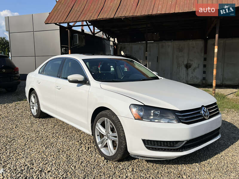Седан Volkswagen Passat 2014 в Стрые