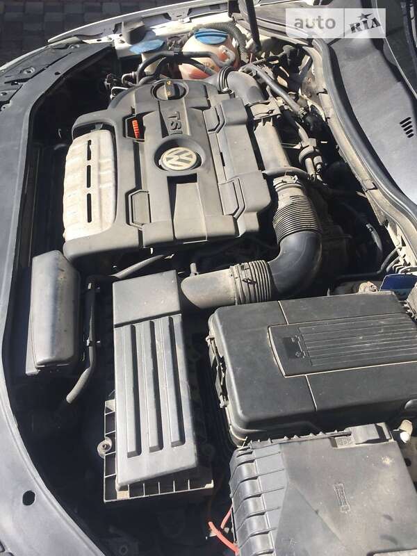 Універсал Volkswagen Passat 2010 в Рівному