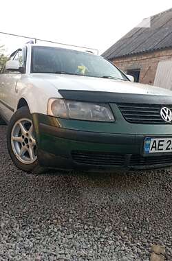 Универсал Volkswagen Passat 1998 в Никополе