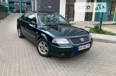 Седан Volkswagen Passat 2001 в Житомире