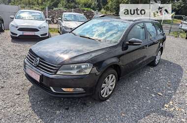 Универсал Volkswagen Passat 2011 в Ровно