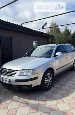 Універсал Volkswagen Passat 2004 в Запоріжжі