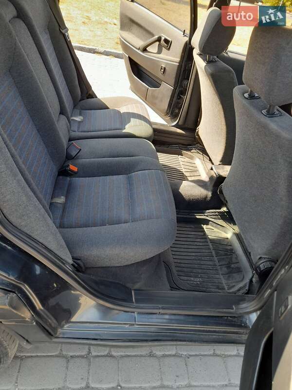 Универсал Volkswagen Passat 1992 в Черкассах