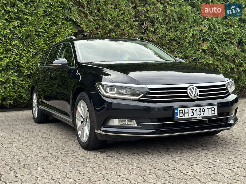 Универсал Volkswagen Passat 2017 в Одессе