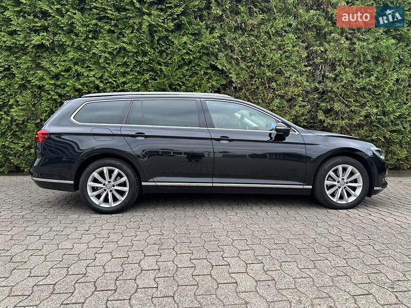 Универсал Volkswagen Passat 2017 в Одессе