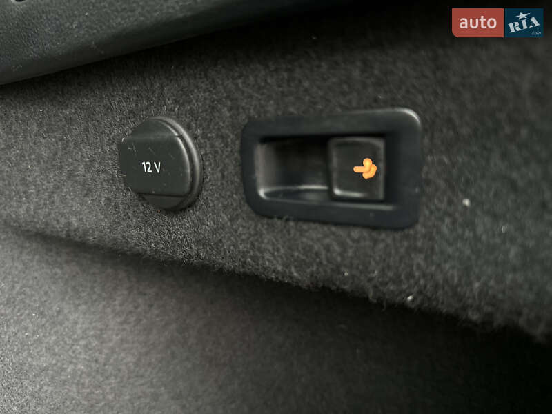 Универсал Volkswagen Passat 2017 в Одессе