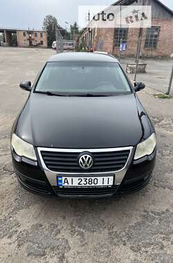 Седан Volkswagen Passat 2006 в Миронівці