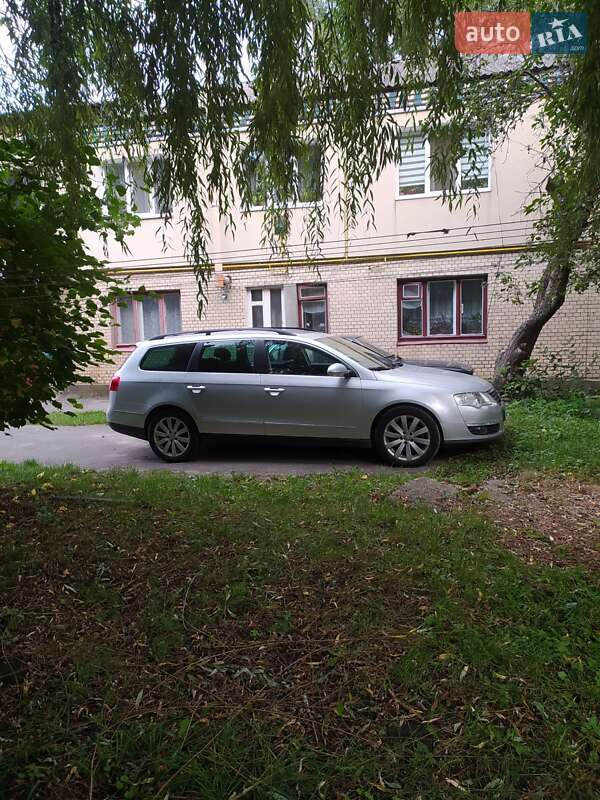 Универсал Volkswagen Passat 2008 в Хмельницком