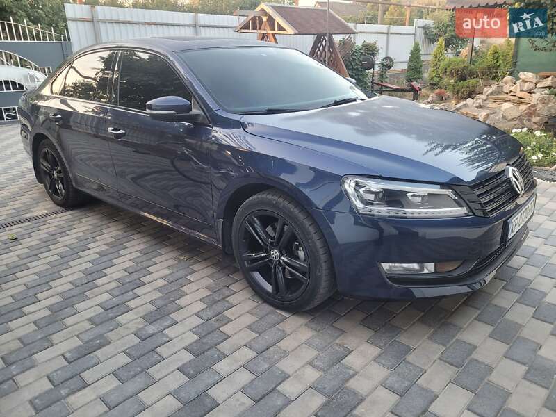 Седан Volkswagen Passat 2014 в Запоріжжі