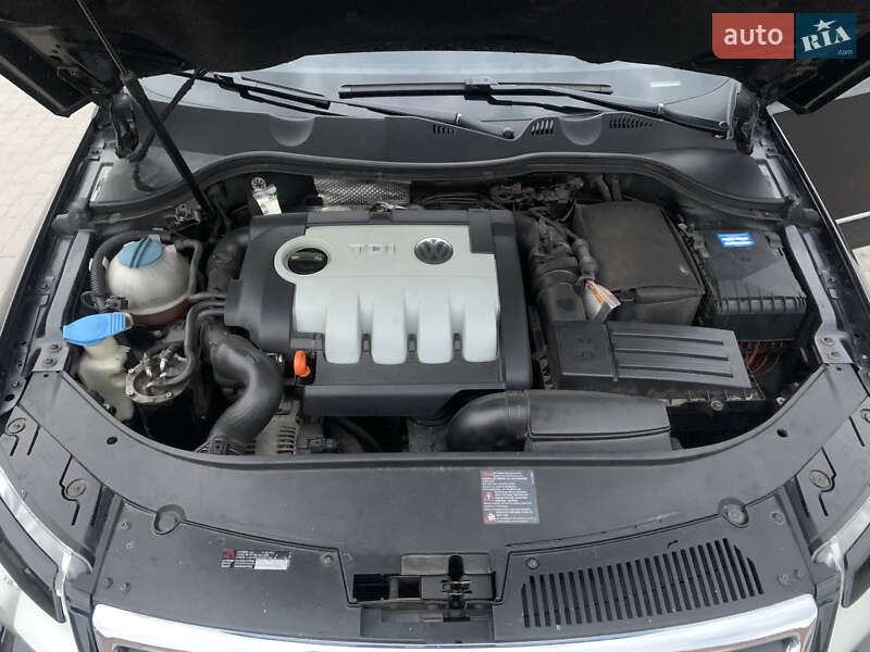 Універсал Volkswagen Passat 2008 в Чернівцях