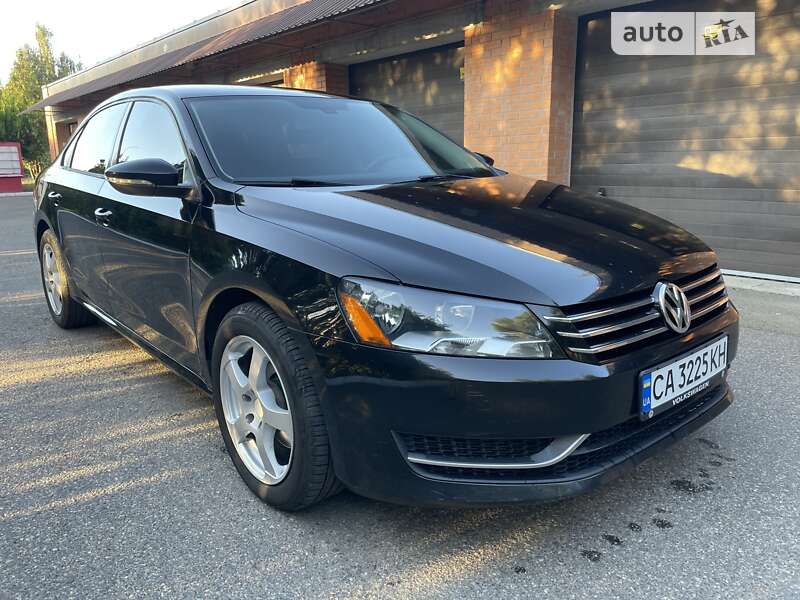 Седан Volkswagen Passat 2012 в Черкасах