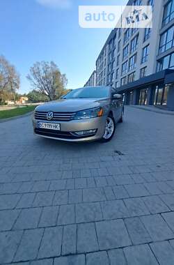 Седан Volkswagen Passat 2015 в Новояворовске