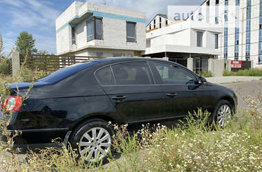 Седан Volkswagen Passat 2008 в Киеве