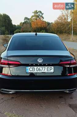 Седан Volkswagen Passat 2020 в Славутиче