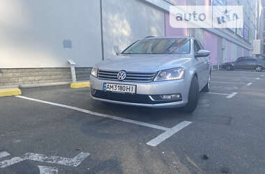 Універсал Volkswagen Passat 2011 в Києві