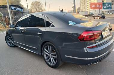 Седан Volkswagen Passat 2017 в 