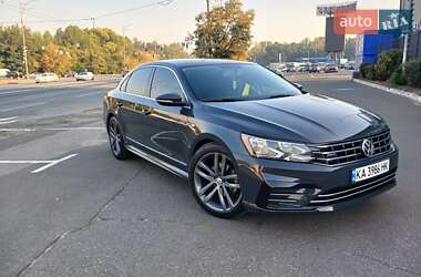 Седан Volkswagen Passat 2017 в 