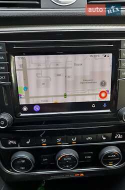Седан Volkswagen Passat 2017 в 