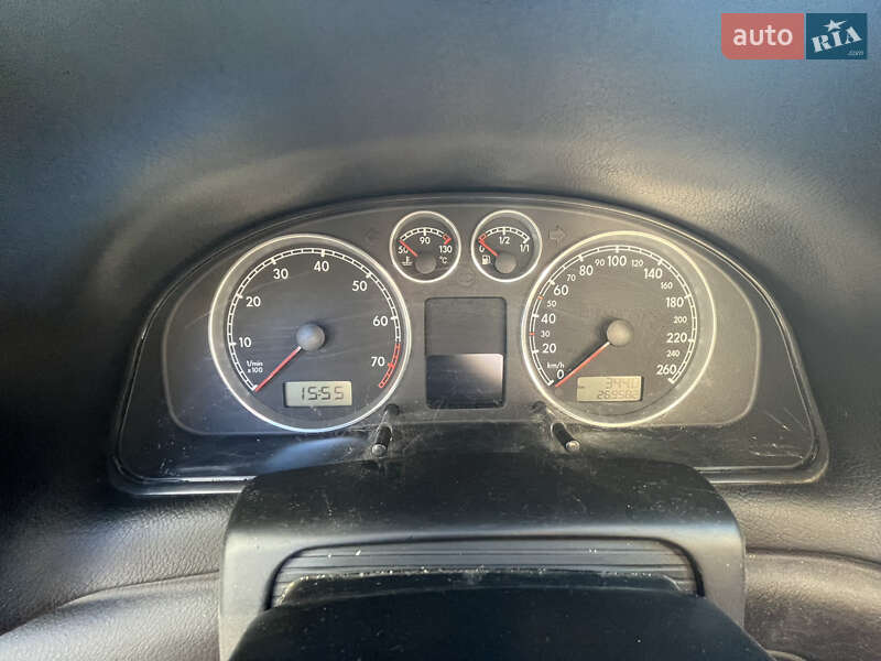 Седан Volkswagen Passat 2003 в Бердичеві