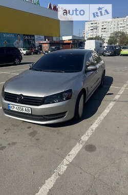 Седан Volkswagen Passat 2012 в Запоріжжі