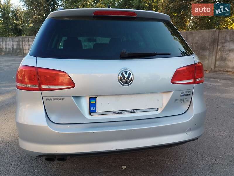 Универсал Volkswagen Passat 2013 в Черкассах