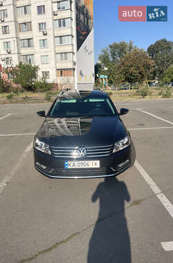Універсал Volkswagen Passat 2011 в 