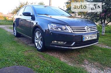 Седан Volkswagen Passat 2012 в Рудки