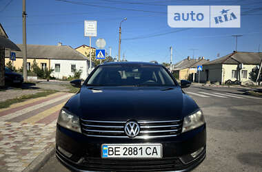 Універсал Volkswagen Passat 2011 в Миколаєві