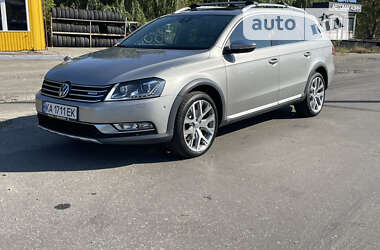 Універсал Volkswagen Passat 2013 в Києві