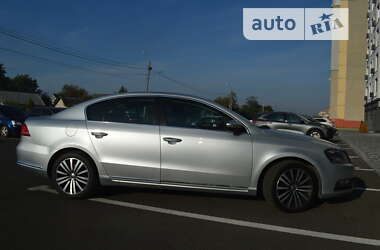 Седан Volkswagen Passat 2013 в Чернигове