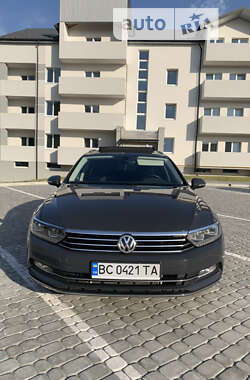 Универсал Volkswagen Passat 2018 в Новояворовске