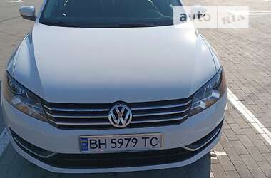 Седан Volkswagen Passat 2013 в Одесі