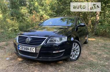 Універсал Volkswagen Passat 2010 в Чернігові