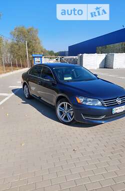 Седан Volkswagen Passat 2014 в Сумах