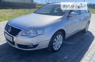 Универсал Volkswagen Passat 2010 в Черновцах