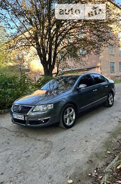 Седан Volkswagen Passat 2008 в Ивано-Франковске