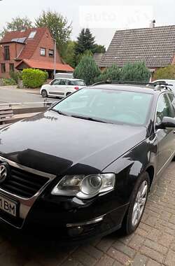 Универсал Volkswagen Passat 2010 в Киеве