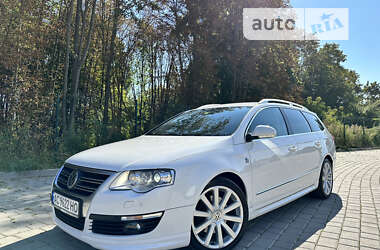 Універсал Volkswagen Passat 2010 в Луцьку