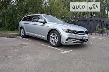 Универсал Volkswagen Passat 2020 в Луцке