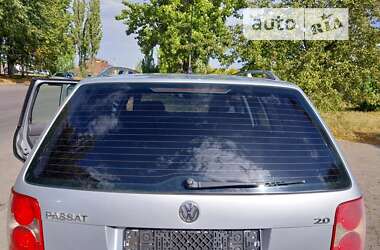 Универсал Volkswagen Passat 2004 в Житомире