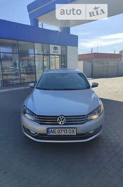 Седан Volkswagen Passat 2015 в Дніпрі