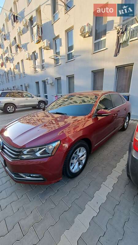 Седан Volkswagen Passat 2017 в Одессе
