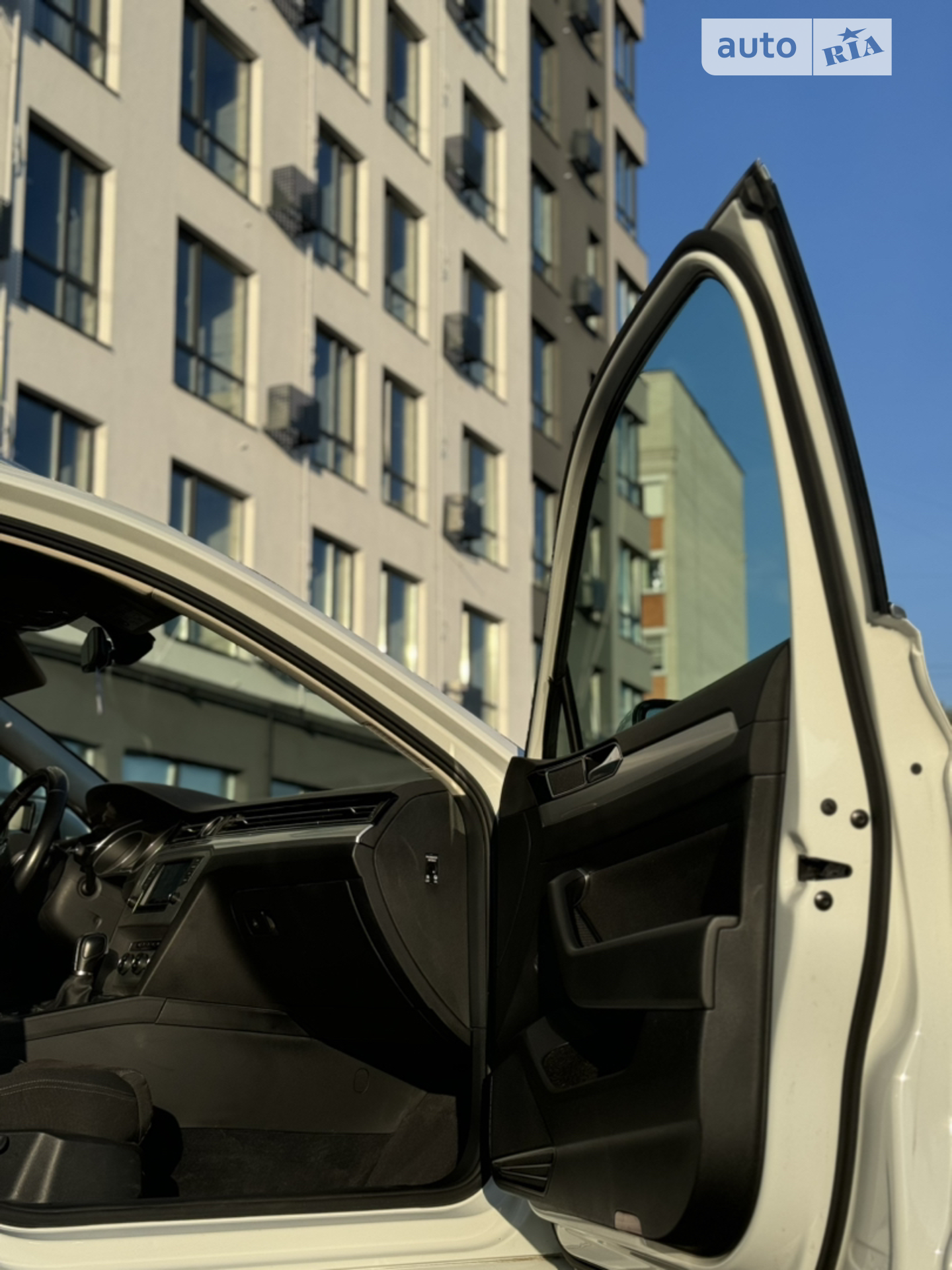 2015 Volkswagen Passat - мініатюра 17