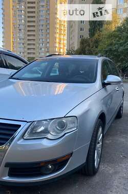 Универсал Volkswagen Passat 2008 в Киеве