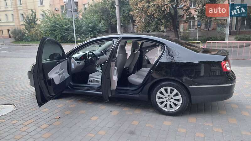 Седан Volkswagen Passat 2007 в Одесі