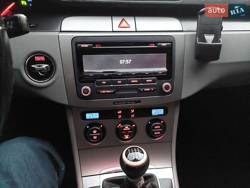 Седан Volkswagen Passat 2007 в Одесі