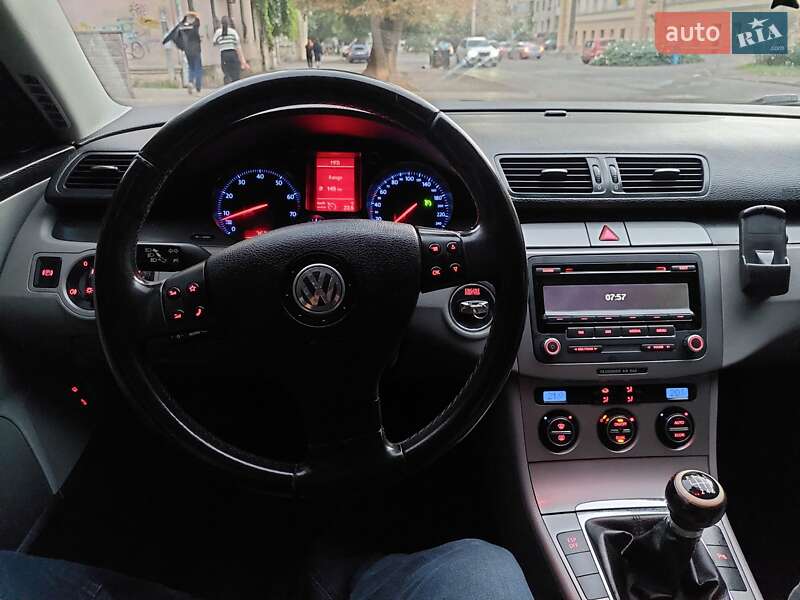 Седан Volkswagen Passat 2007 в Одесі