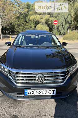 Седан Volkswagen Passat 2020 в Харкові